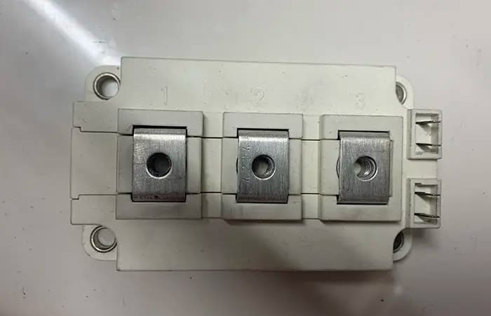 IGBT - نو -BSM150GB120DN2