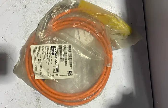 6FX3002-5CL12-1AD0 - power cable