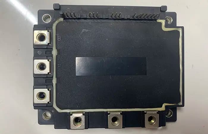 IGBT - نو -7MBP150NA-060