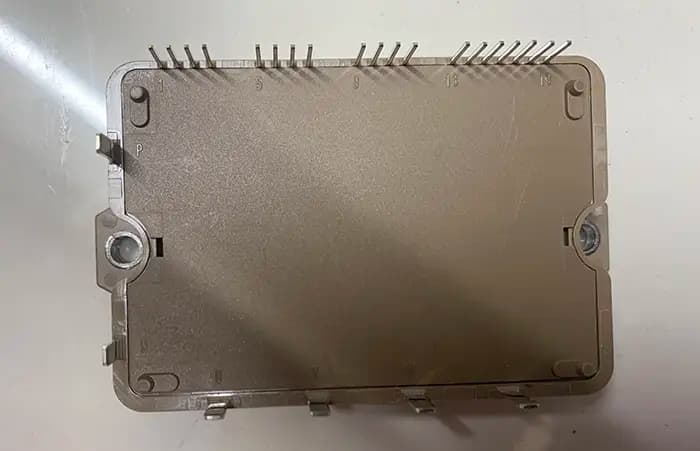 IGBT - نو -7MBP100VFN060-52
