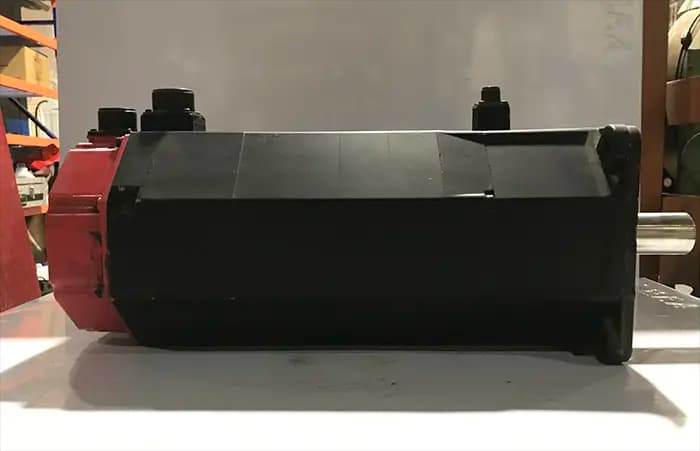 سروو موتور فانوک A06B-0502-B201#7075 توان 4.8 ترمزدار